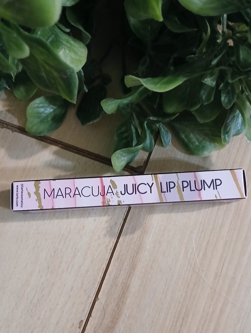 Tarte Maracuja Juicy Lip Plump — Hydrating Pink Lip Plumper In Vanilla Cupcake